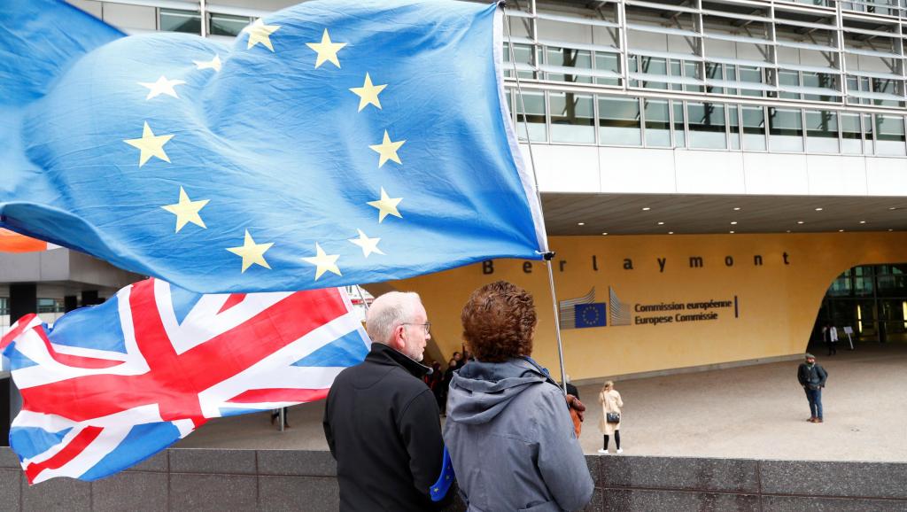 Brexit : des discussions marathon reprennent mercredi matin à Bruxelles