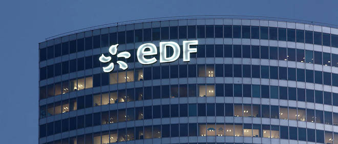 Energie: 21,8% de grévistes chez EDF, 7 raffineries sur huit bloquées
