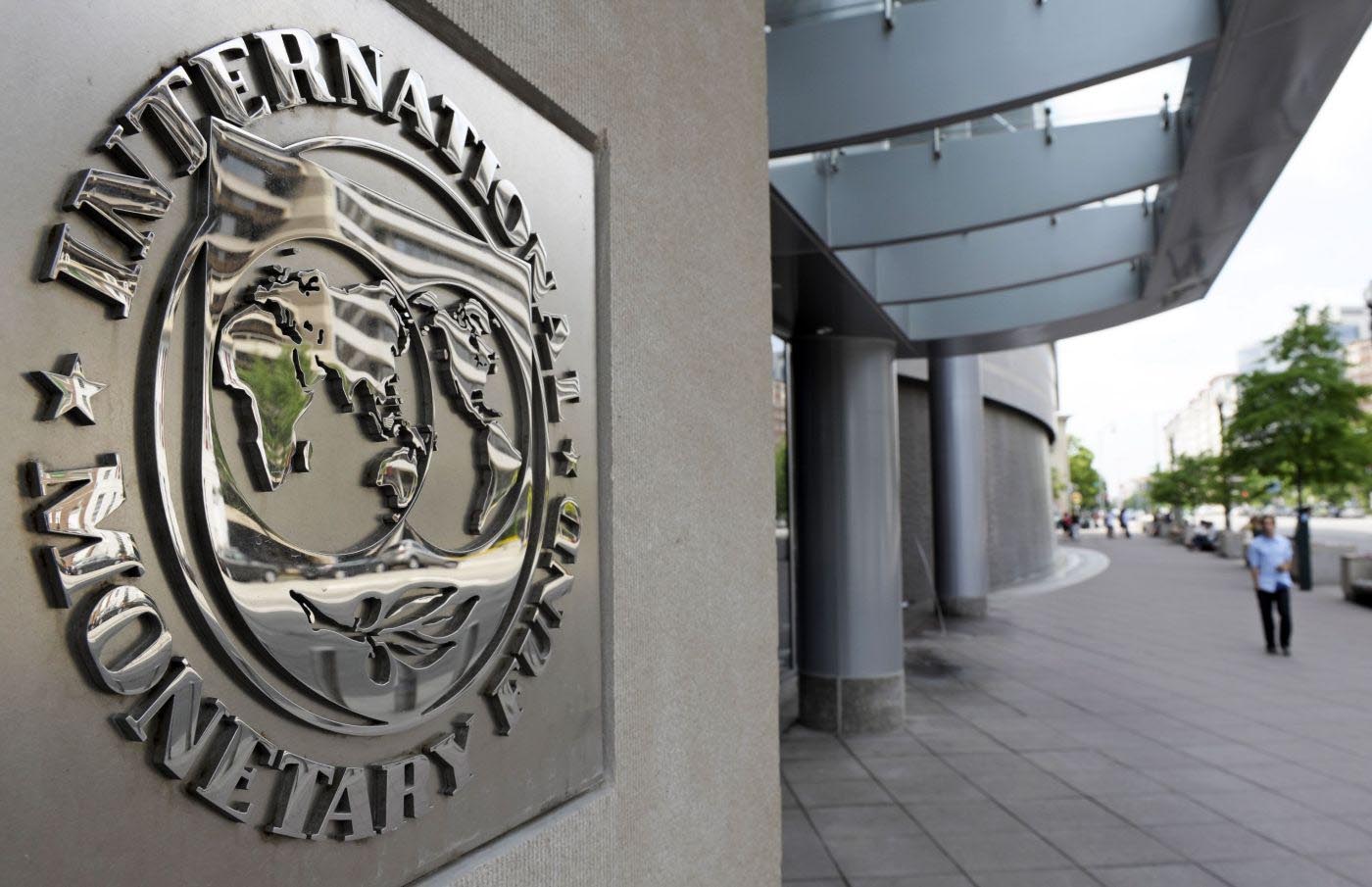 Croissance mondiale: le FMI abaisse ses prévisions, évoque une conjoncture “sombre et incertaine”
