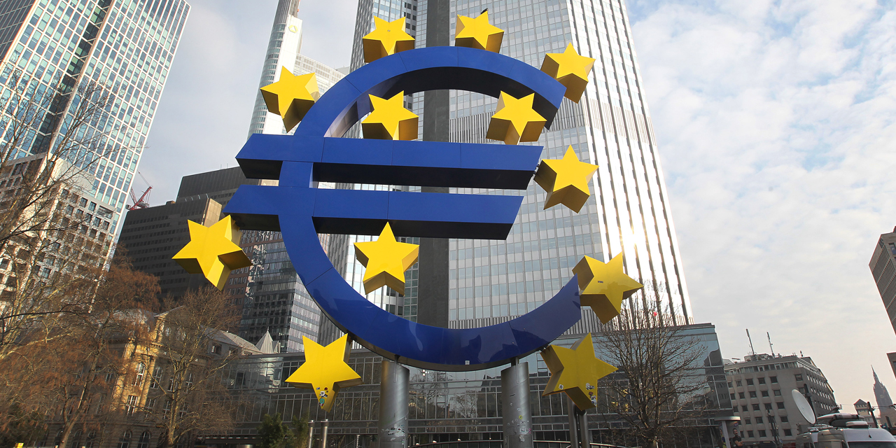 Zone euro : l’inflation annuelle en baisse à 2,2%