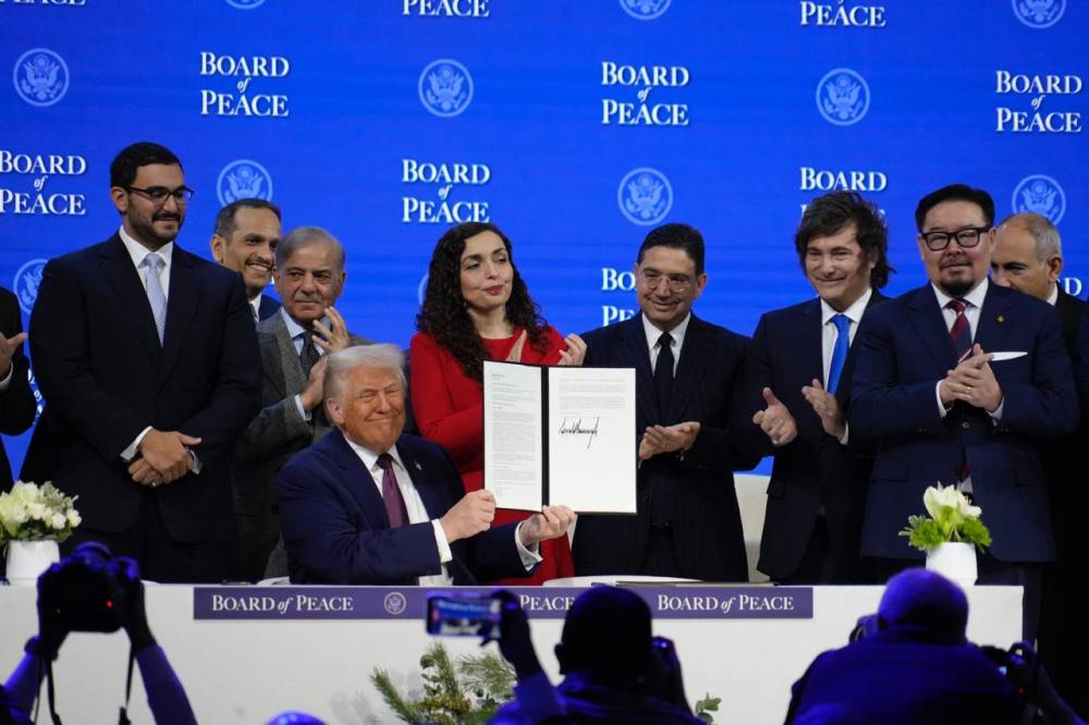 Bourita procède à Davos à la signature de la Charte constitutive du Conseil de Paix