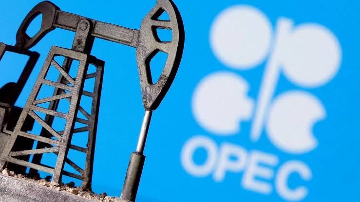 L'OPEP+ annonce une nouvelle hausse de sa production de pétrole pour septembre